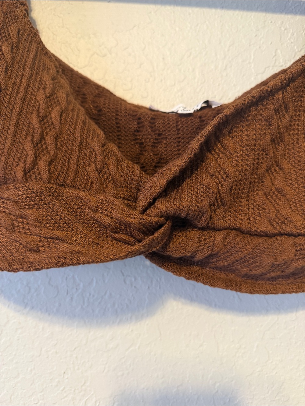 emory park Chocolate Brown Twist Front Puff Sleeve Crop Top - Picture 7 of 7